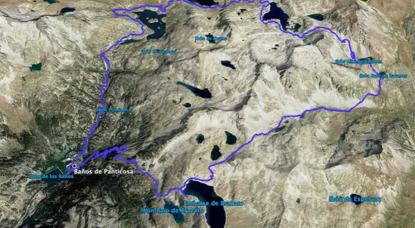 Mapa de rutas desde Baños de Panticosa, mostrando senderos azules que rodean ibones como Lumpiacha, Guarga y Brazato.